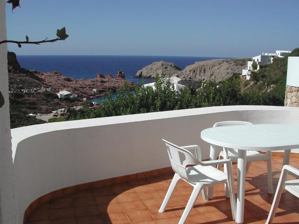 Apartamentos Sa Cornisa Cala Morell Exterior photo